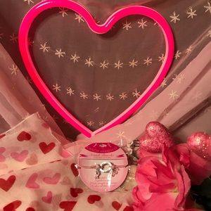 💓💕PINK SALE-SCARF & BCA STRETCH CHARM BRACELET💕